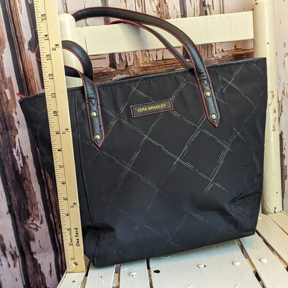 Vera Bradley Tote - Picture 4 of 16